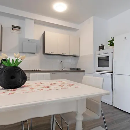 Ivka - 100 M Do Plaze Uvala Soline - Krk