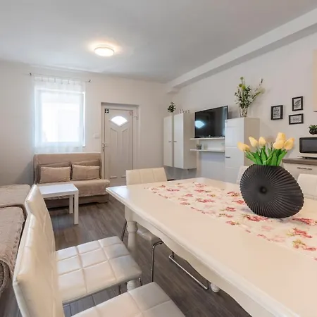 Ivka - 100 M Do Plaze Uvala Soline - Krk 4* Malinska