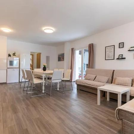 Guest house Ivka - 100 M Do Plaze Uvala Soline - Krk