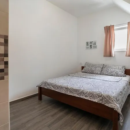 Ivka - 100 M Do Plaze Uvala Soline - Krk Malinska