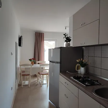 Ivka - 100 M Do Plaze Uvala Soline - Krk Pensión