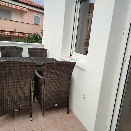Pensjonat Ivka - 100 M Do Plaze Uvala Soline - Krk Malinska