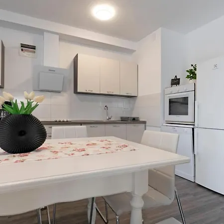 Penzion Ivka - 100 M Do Plaze Uvala Soline - Krk