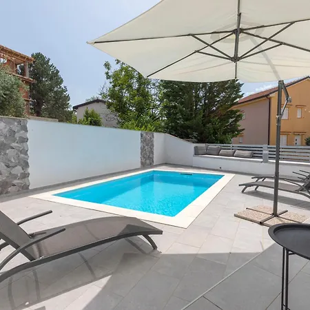 Ivka - 100 M Do Plaze Uvala Soline - Krk Penzion Malinska