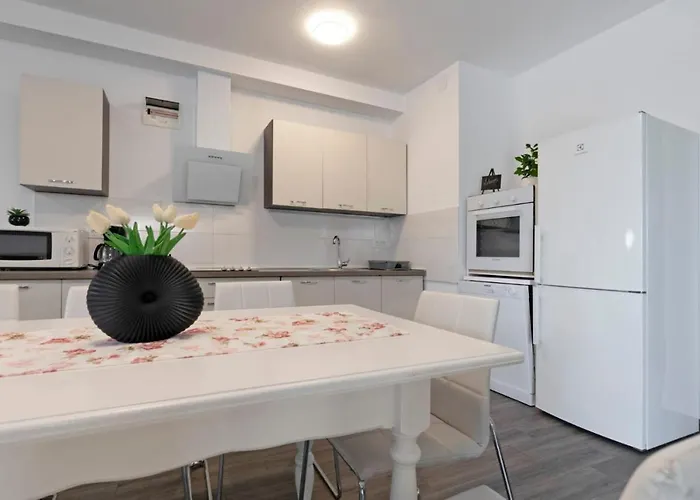 Pensión Ivka - 100 M Do Plaze Uvala Soline - Krk